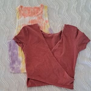 Aeropostale Tie-Dye and Rust Tops Set